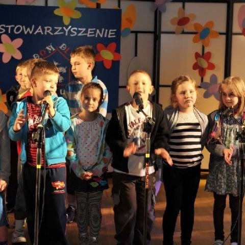 Przedszkolaki powitały lato