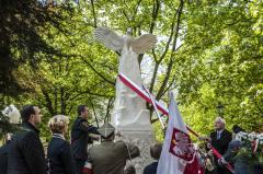 Odsłonięcie odbudowanego pomnika Odrodzenia Polski