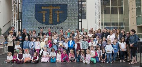Zakończenie roku akademickiego na Wielickim Uniwersytecie Dziecięcym