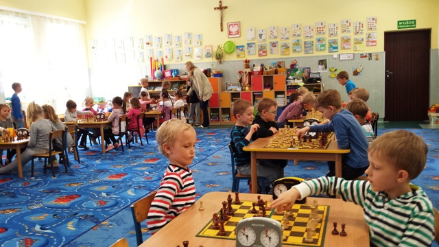 16_szachowe_mistrzostwa_przedszkola_su_siercza_1.jpg