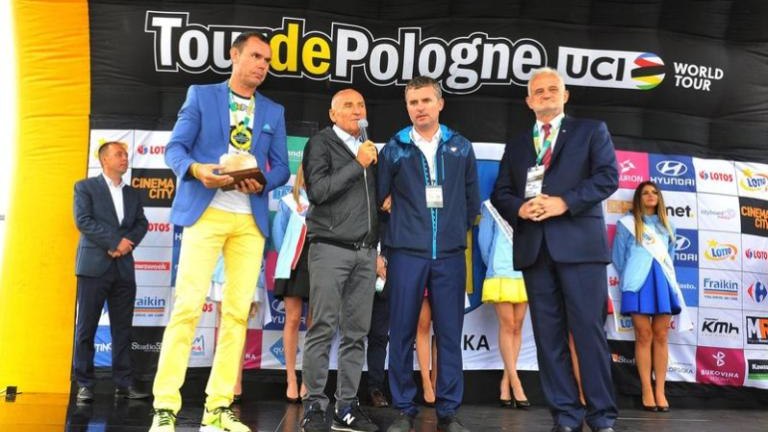 tour-de-polonia-wieliczka-brzegi-campus-misericordiae-czeslaw-lang-burmistrz-artur-koziol-etap-klasyk-kolarski-marczy-ski-5.jpg