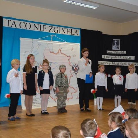 11 listopada - W ROCZNICĘ ODZYSKANIA NIEPOODLEGŁOŚCI - "Przyszłość narodu jest nierozerwalnie związana z jego edukacją"