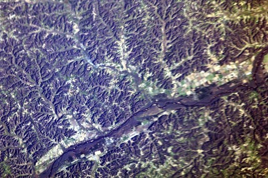 Rzeka_Wisconsin_okolice_wsi_Muscoda_USA.jpg