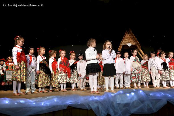 przedszkolaki-mietniow-wieliczka-koledowanie-pastoralka-spiew-burmistrz-boze-narodzenie-12.jpg