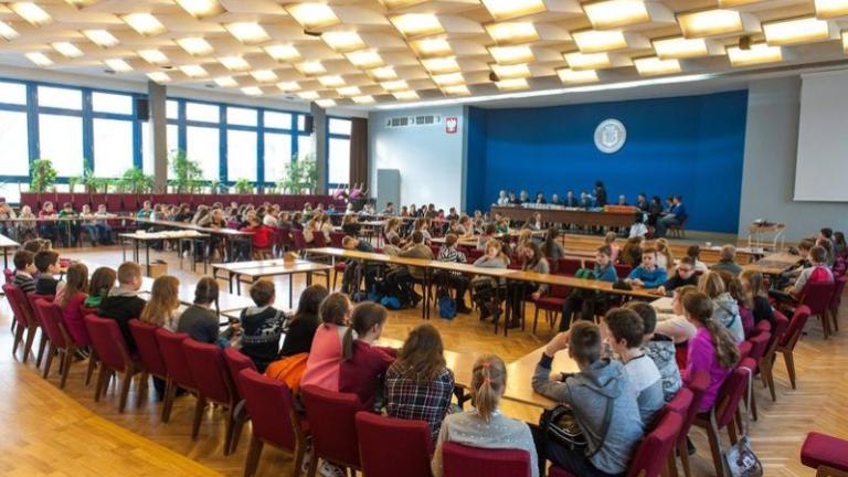 dzieci-ce-ferie-na-uniwersytecie-wieliczka-nauka-edukacja-uniwersytet-pedagogiczny-burmistrz-machnik-sleczka-1.jpg