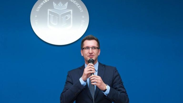 dzieci-ce-ferie-na-uniwersytecie-wieliczka-nauka-edukacja-uniwersytet-pedagogiczny-burmistrz-machnik-sleczka-9.jpg