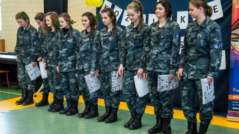 III-kozmickie-targi-edukacyjne-wieliczka-kozmice-wielkie-burmistrz-artur-koziol009.jpg