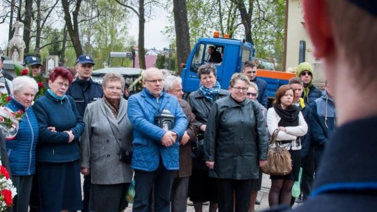 obchody-77-rocznicy-zbrodni-katynskiej-wieliczka-artur-koziol-033.jpg