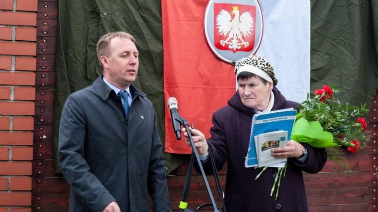 obchody-77-rocznicy-zbrodni-katynskiej-wieliczka-artur-koziol-041.jpg