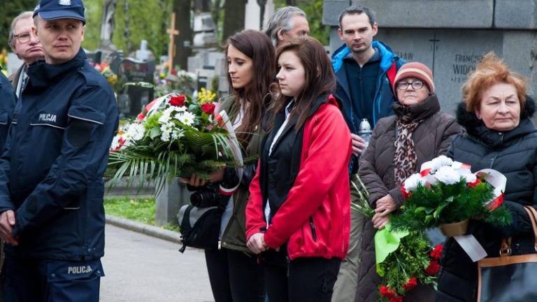 obchody-77-rocznicy-zbrodni-katynskiej-wieliczka-artur-koziol-043.jpg