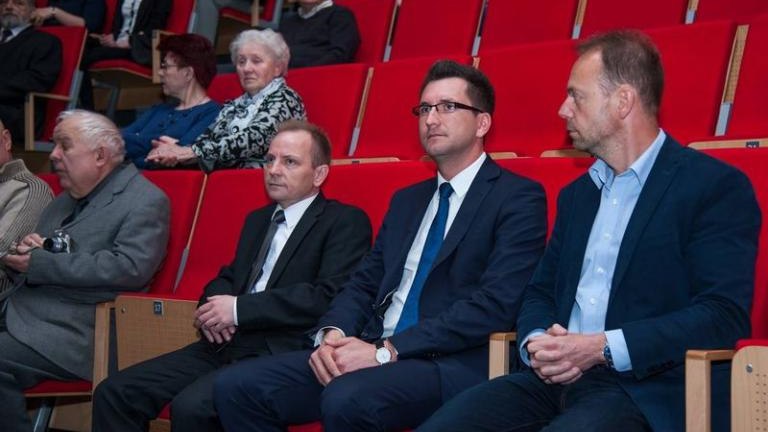 obchody-77-rocznicy-zbrodni-katynskiej-wieliczka-artur-koziol-045.jpg