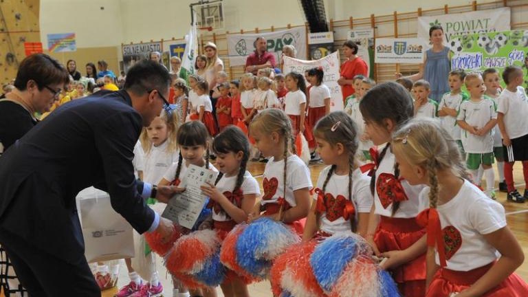maly-mundial-2017-w-wieliczce-IV-gminny-turniej-mini-pi-ki-no-nej-przedszkolak-w-artur-koziol-062.jpg