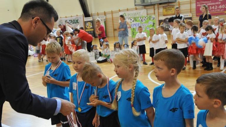 maly-mundial-2017-w-wieliczce-IV-gminny-turniej-mini-pi-ki-no-nej-przedszkolak-w-artur-koziol-083.jpg