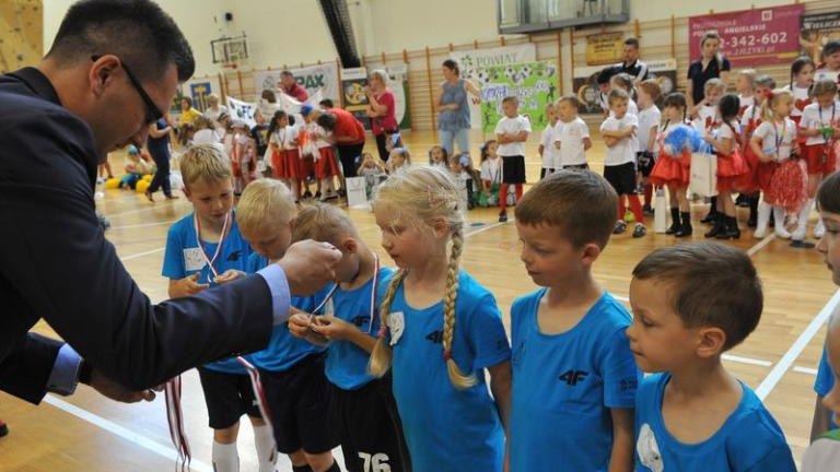 maly-mundial-2017-w-wieliczce-IV-gminny-turniej-mini-pi-ki-no-nej-przedszkolak-w-artur-koziol-084.jpg