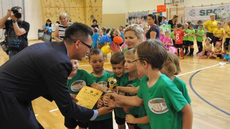 maly-mundial-2017-w-wieliczce-IV-gminny-turniej-mini-pi-ki-no-nej-przedszkolak-w-artur-koziol-105.jpg