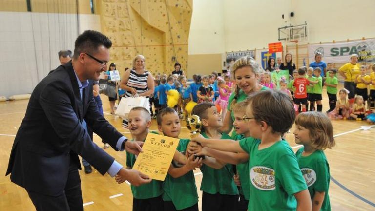 maly-mundial-2017-w-wieliczce-IV-gminny-turniej-mini-pi-ki-no-nej-przedszkolak-w-artur-koziol-109.jpg
