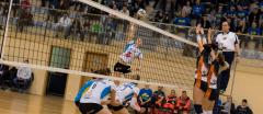 7R Solna pokonała Uni Opole 3:1
