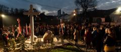 Uroczyste odsłonięcie tablicy pamiątkowej oraz poświęcenie Krzyża