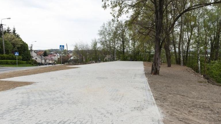 budowa-parking-P&R-B&R-modernizacja-petli-autobusowej-wegrzce-wielkie-003.jpg