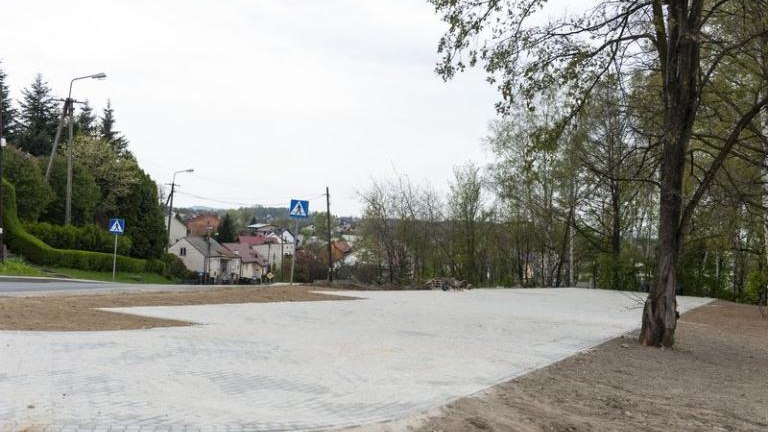 budowa-parking-P&R-B&R-modernizacja-petli-autobusowej-wegrzce-wielkie-008.jpg