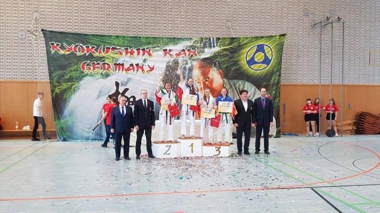 Klubu Karate Kyokushinkai na Mistrzostwach Młodzieży Karate Kyokushin KWU_3.jpg