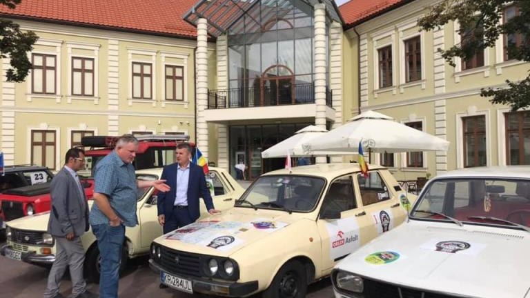 VIII Międzynarodowy Zlot Dacii Drum Bun 2019 wieliczka_1.jpg