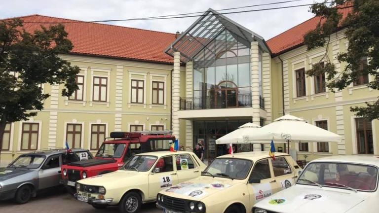 VIII Międzynarodowy Zlot Dacii Drum Bun 2019 wieliczka_3.jpg