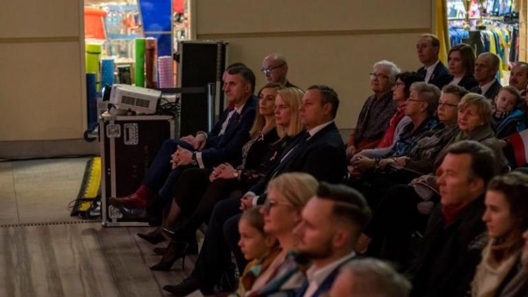 Koncert 11 listopada 2019 Bo my nie błagamy o wolność my o nią walczymy - 007.jpg