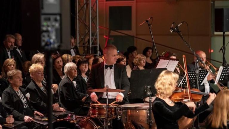 Koncert 11 listopada 2019 Bo my nie błagamy o wolność my o nią walczymy - 012.jpg