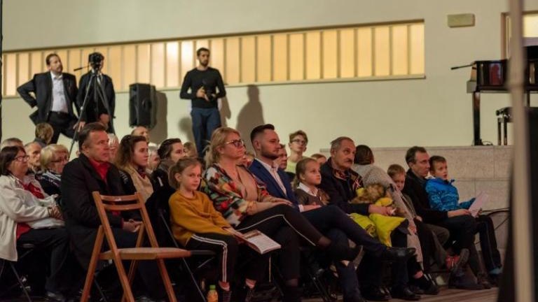 Koncert 11 listopada 2019 Bo my nie błagamy o wolność my o nią walczymy - 044.jpg