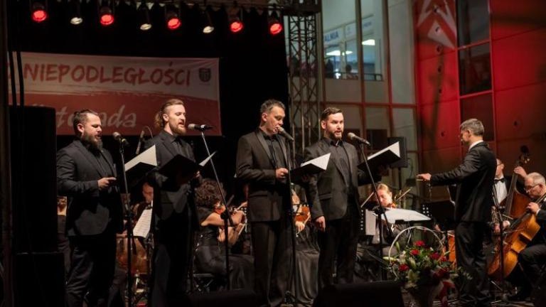 Koncert 11 listopada 2019 Bo my nie błagamy o wolność my o nią walczymy - 045.jpg