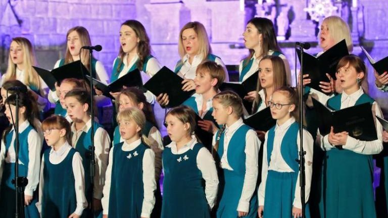 jubileusz choru ziarenko z podstolic 2019 - 010.jpg