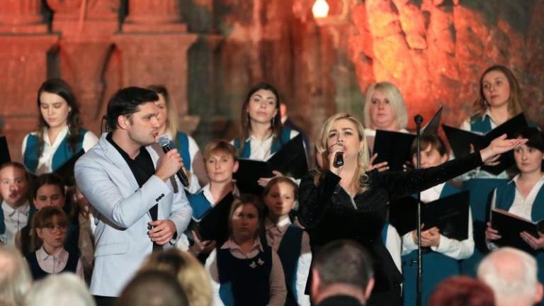 jubileusz choru ziarenko z podstolic 2019 - 020.jpg