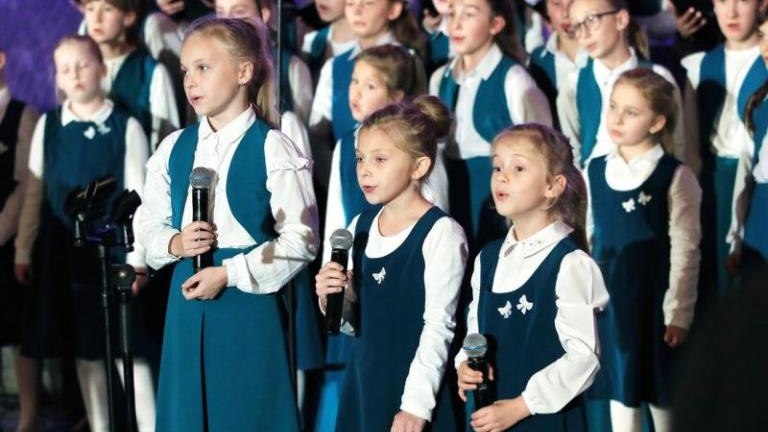 jubileusz choru ziarenko z podstolic 2019 - 021.jpg