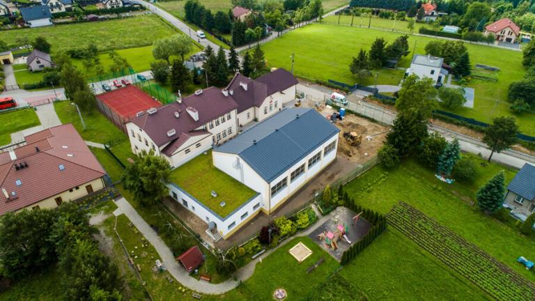 budowa sali gimnastycznej w Janowicach.jpg