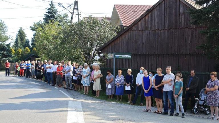 Poświęcenie odnowionej kaplicy Niedzielskich w Śledziejowicach4.jpg
