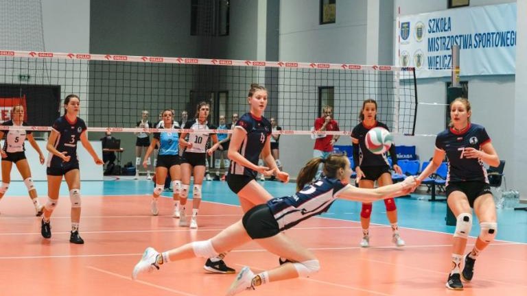 mistrzostwa polski juniorek mlodszych w siatkowce wieliczka-007.jpg
