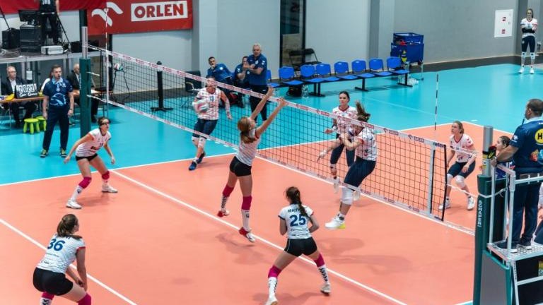 mistrzostwa polski juniorek mlodszych w siatkowce wieliczka-011.jpg