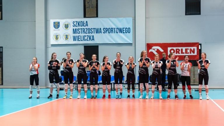 mistrzostwa polski juniorek mlodszych w siatkowce wieliczka-016.jpg