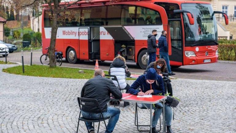 akcja krwiodawstwa przed Wielicka Mediateka-017.jpg
