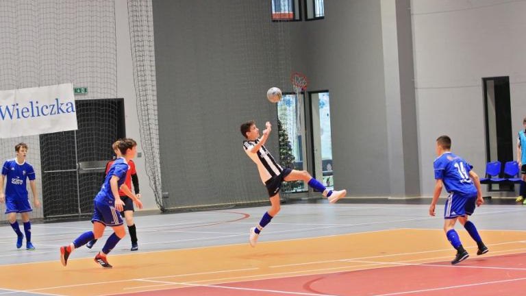 Turniej eliminacyjny Młodzieżowych Mistrzostw Polski do lat 19 w futsalu w Wieliczce-011.jpg