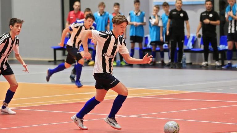 Turniej eliminacyjny Młodzieżowych Mistrzostw Polski do lat 19 w futsalu w Wieliczce-012.jpg