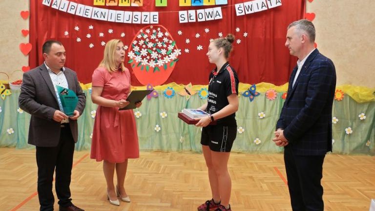 izabela perz podwojna mistrzyni polski mlodzikow w tenisie stolowym-008.jpg