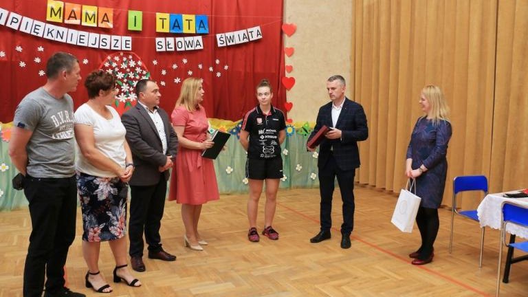 izabela perz podwojna mistrzyni polski mlodzikow w tenisie stolowym-014.jpg
