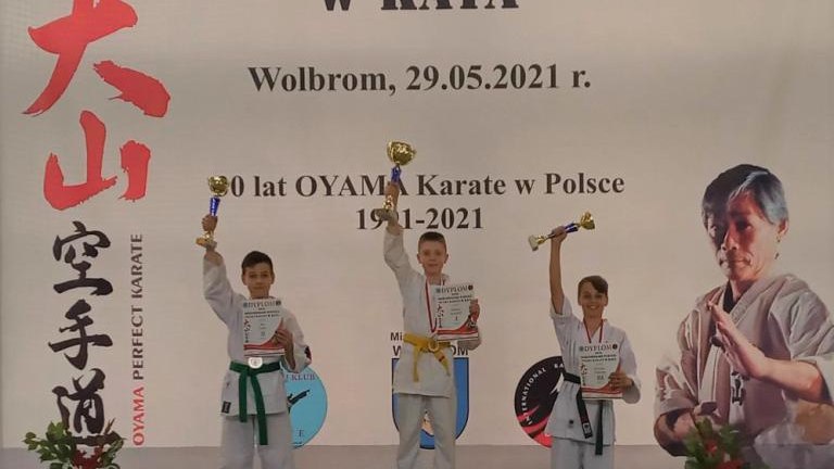 wielicki klub sportowy OYAMA turniej OYAMA karate w kata wolbrom-001.jpg