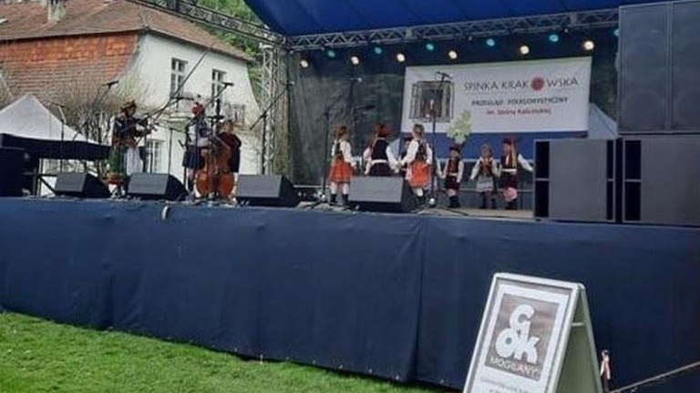Przegląd Folklorystyczny SPINKA KRAKOWSKA Mietniowiacy Wieliczka-001.jpg