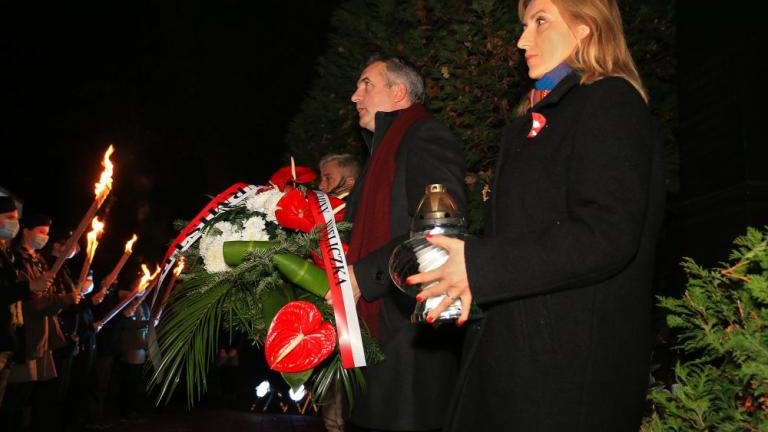 czuwanie harcerzy z Hufca ZHP Wieliczka przy Grobie Nieznanego Zolnierza Wieliczka-011.jpg