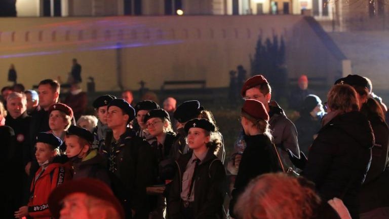 spiewanie patriotyczne wieliczka 11 listopada 2021-021.jpg