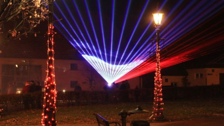 spiewanie patriotyczne wieliczka 11 listopada 2021-022.jpg