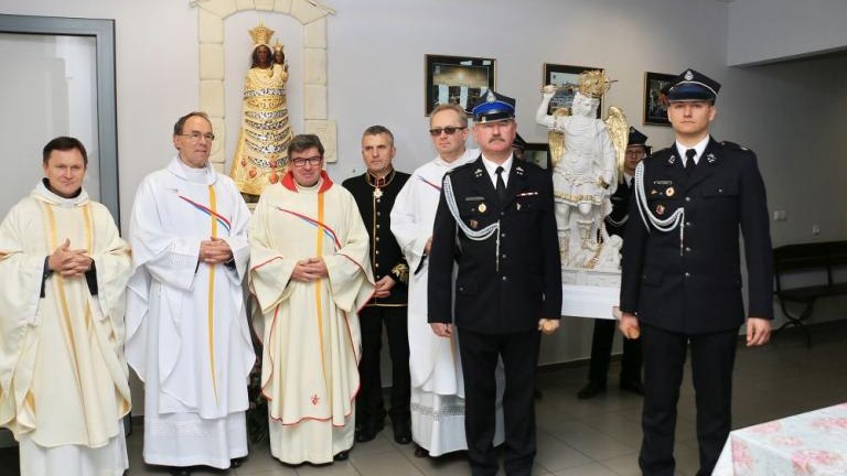 XXXVI swiatowe dni mlodziezy msza sw w Brzegi - Wieliczka-012.jpg